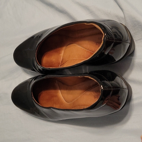 Clarks Artisan black chunky heels - leather and patent leather - Picture 9 of 9